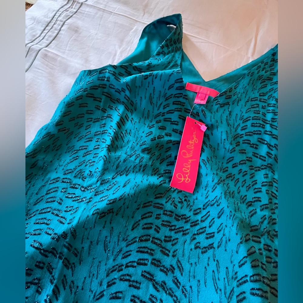New with tags Lilly Pulitzer silk teal top, size small